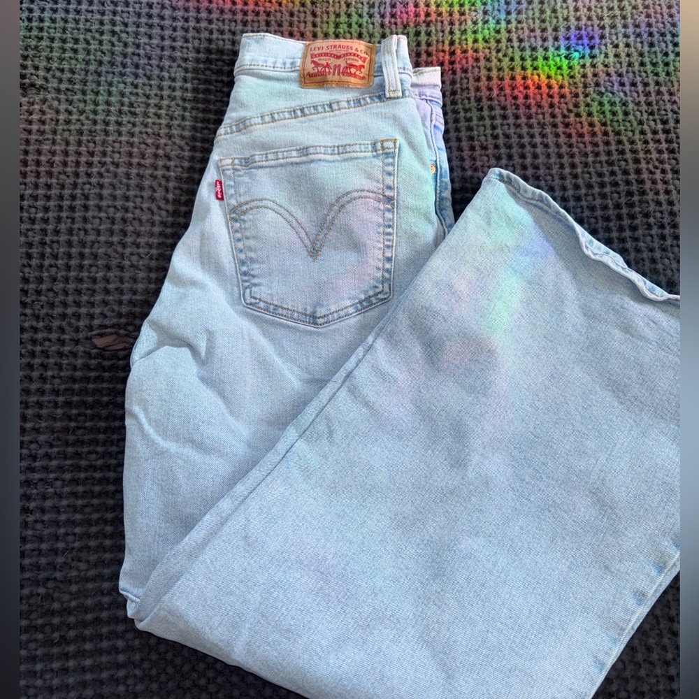 Levi Ribcage Bell Jeans
